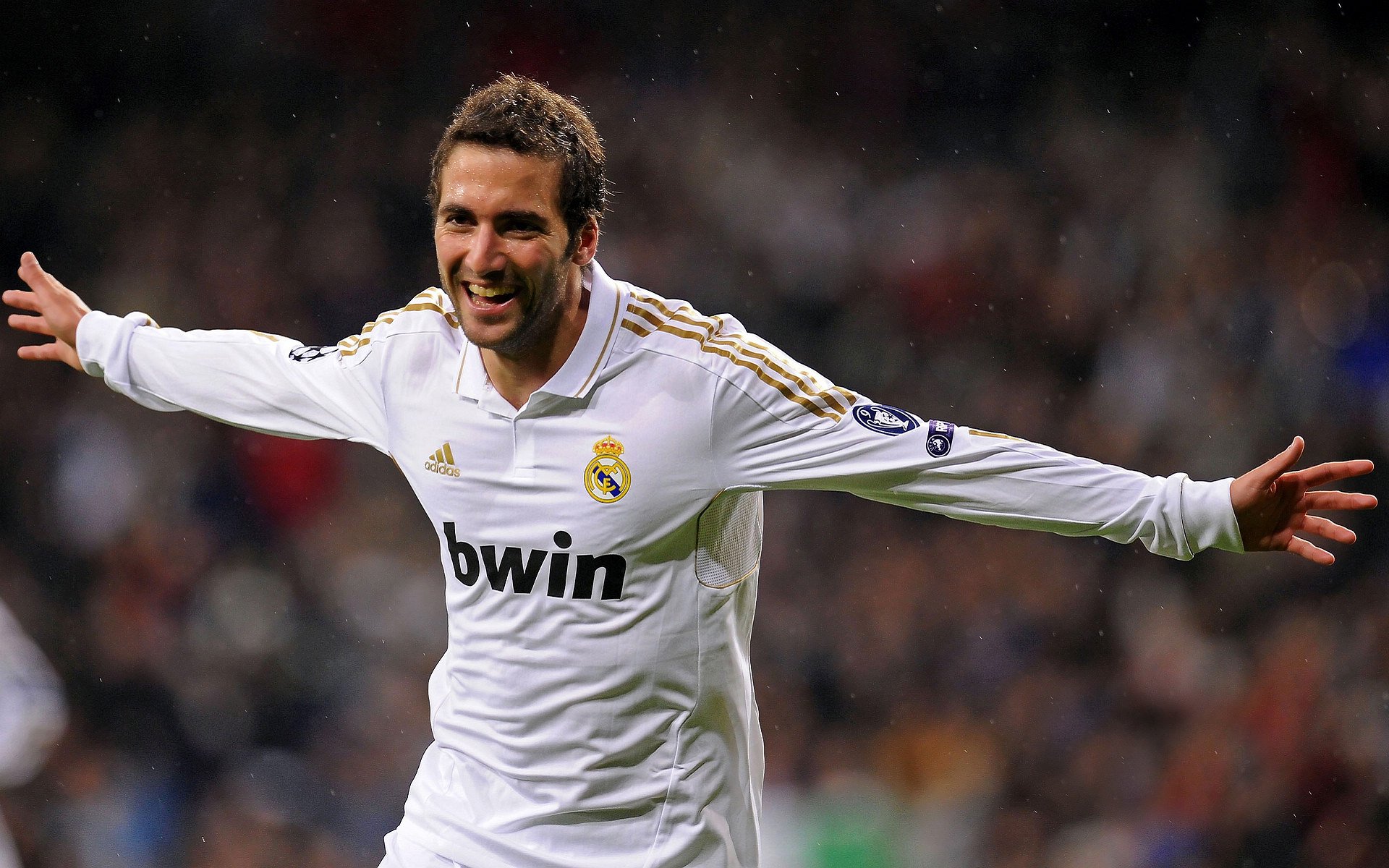 “全明星集结！明星投手、击球手火力全开，激烈角逐冠军”，明星投篮视频