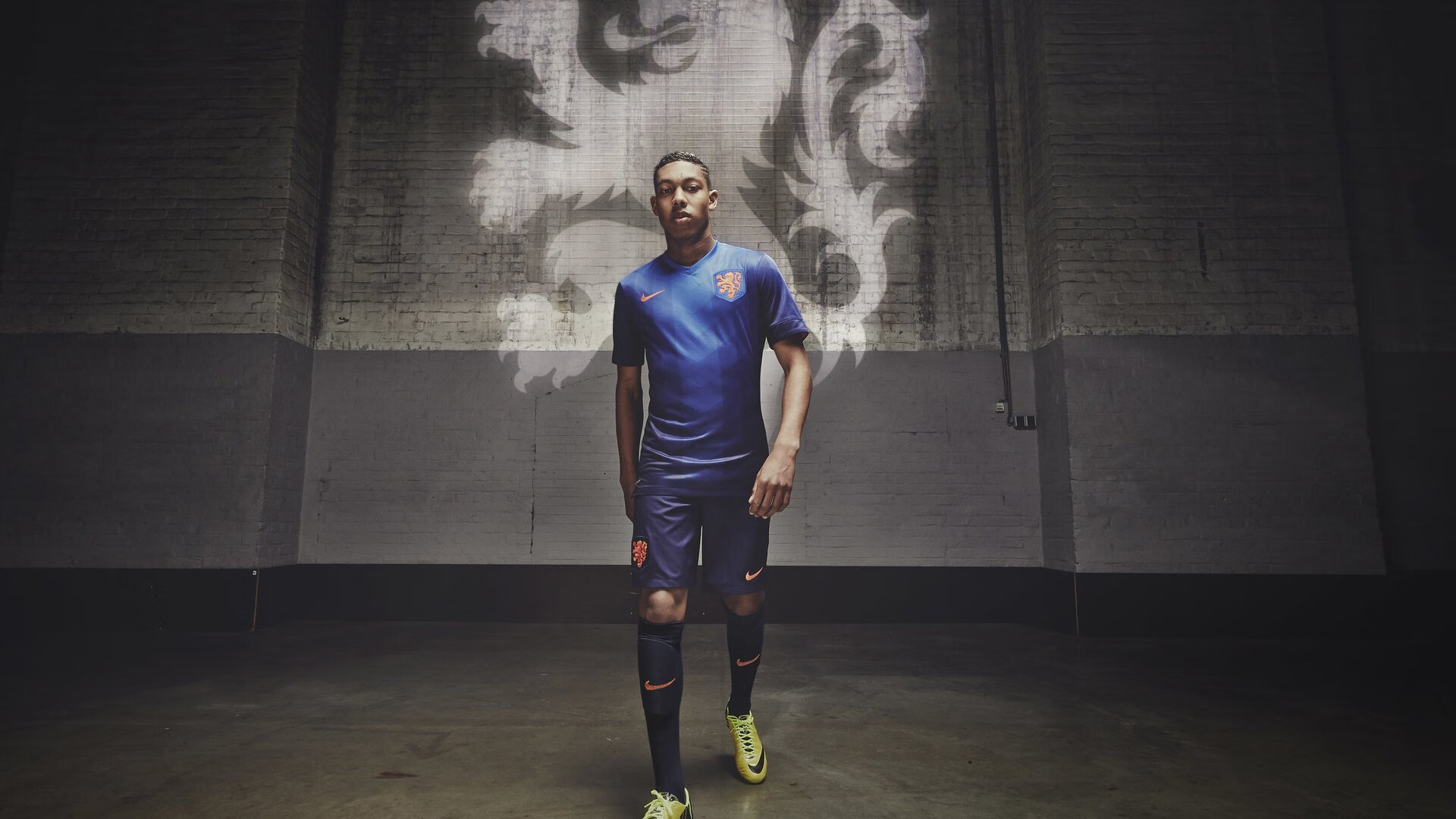 维达德卡萨布兰卡计划举办国际足球训练营，促进交流，达维德卡拉布里亚